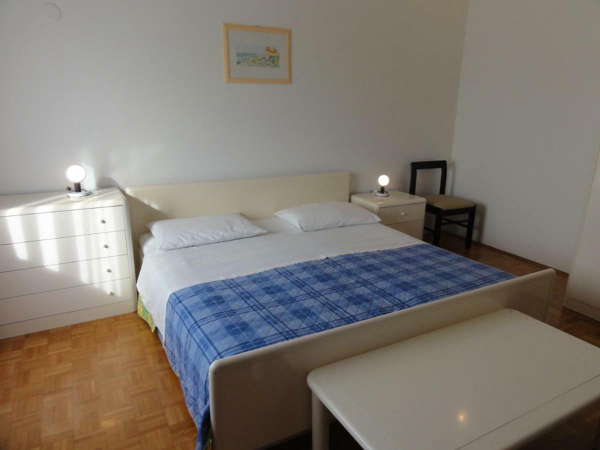 Nice And Cozy Apartment Ferry In Медулин Экстерьер фото